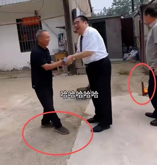 曾被捧为“数学天才” 沉寂两年的姜萍又上热搜