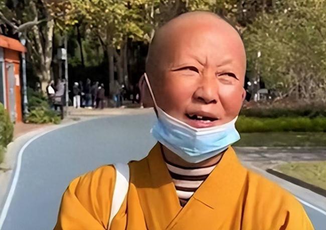 她抛下女儿裸捐588万出家，如今肠子悔青