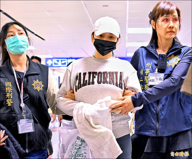 「太阳花女神」刘乔安(本名刘依函)因运输第一级毒品古柯碱来台被起诉。(资料照) 「太阳花女神」刘乔安(本名刘依函)因运输第一级毒品古柯碱来台被起诉。(资料照)